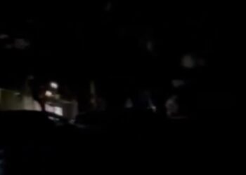 Cagliari, viale Merello al buio da settimane: residenti esasperati, “Comune inesistente”