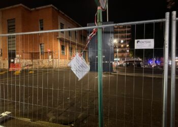 Cagliari, inferno San Benedetto: zero parcheggi e cantiere lumaca, è caos totale