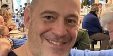 Cagliari, mangiano di tutto e pagano la cifra che dicono loro: incredibile all’Osteria Tabarchina