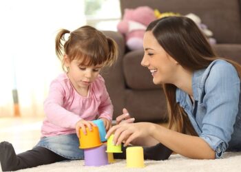 Servizi gratuiti di pre-scuola e post-scuola nelle primarie, un aiuto alle mamme lavoratrici sarde
