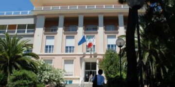 Cagliari, diabetica insulino-dipendente senza sensori: “Al Binaghi impossibile parlare con la Diabetologia”