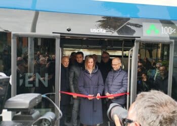 Cagliari accelera sul futuro: arrivano i primi bus a idrogeno, ed è tra le prime città in Italia -VIDEO
