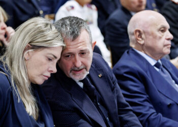 Terremoto nel governo dopo il referendum Giustizia: via Delmastro e Bartolozzi, pressing su Santanchè