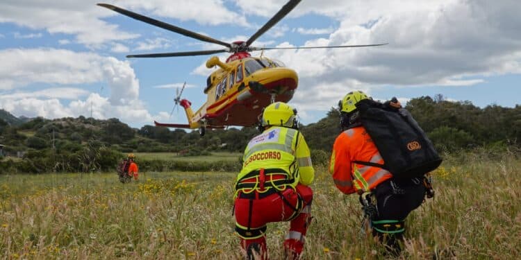 Sardegna, nonostante le polemiche l’elisoccorso non si fermerà: l’Areus annuncia la nuova gara d’appalto