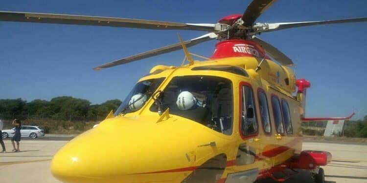 Disastro sanità, la Sardegna resta anche senza elisoccorso: nessuna offerta per l’appalto da 189 milioni di euro