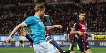 Calcio, rabbia e delusione dei tifosi rossoblù durante “A bocce ferme dopo il Cagliari”