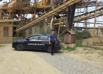 Serdiana, perde un braccio durante il lavoro ma la burocrazia frena l’iter per l’invalidità: la compagna lascia il lavoro per aiutarlo