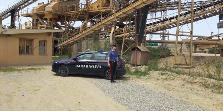 Serdiana, perde un braccio durante il lavoro ma la burocrazia frena l’iter per l’invalidità: la compagna lascia il lavoro per aiutarlo