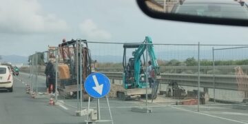 Cagliari, ennesimo cantiere in città, traffico in tilt e concerto di clacson: da via Mercalli a viale Marconi