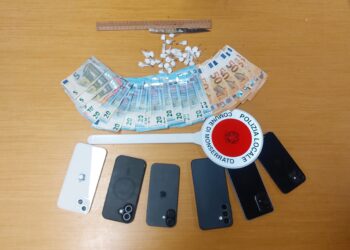 Droga, soldi e armi a Monserrato: nei guai 5 giovani, tra loro anche un minorenne