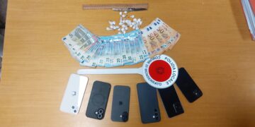 Droga, soldi e armi a Monserrato: nei guai 5 giovani, tra loro anche un minorenne