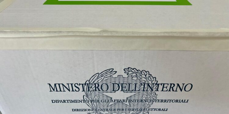 Ultime ore per votare al referendum sulla giustizia: ieri in Sardegna affluenza al 39%, a Cagliari oltre il 47%