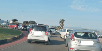Due incidenti al Poetto, coinvolte almeno 7 auto: traffico paralizzato verso Cagliari