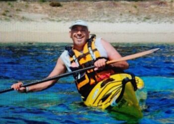 Addio a Tore Langella, anima di Kayak Avventura e maestro del mare: molto conosciuto a Cagliari e in tutta la Sardegna