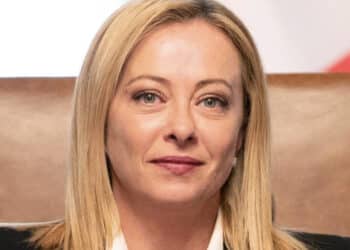 Iran, Meloni: “Non siamo in guerra e non vogliamo entrarci”