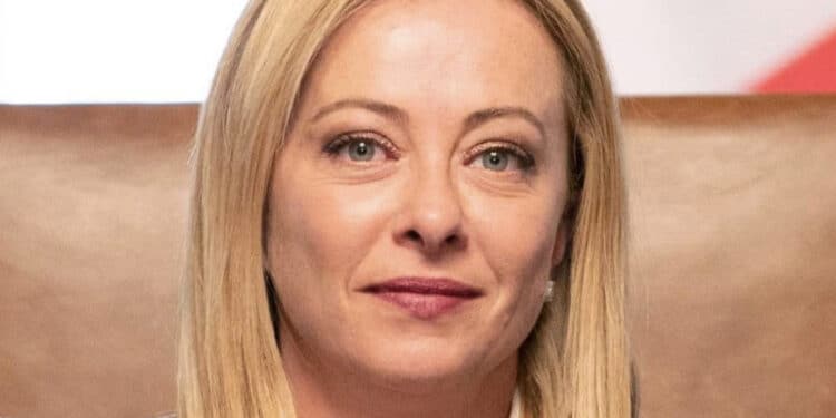 Iran, Meloni: “Non siamo in guerra e non vogliamo entrarci”