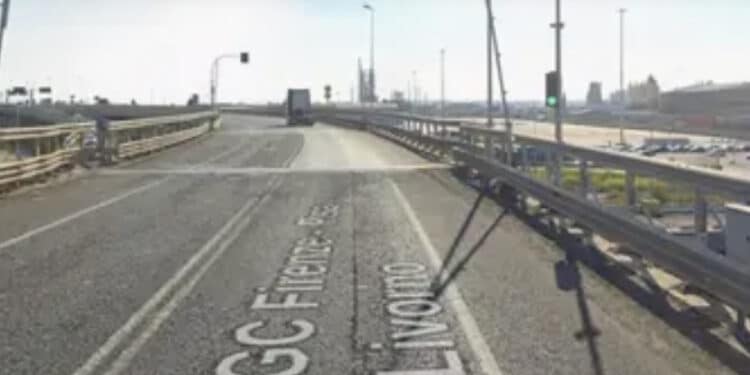Paura a Livorno, cede il ponte mobile della Fipili che conduce al porto