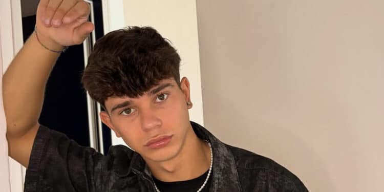 Tragedia a La Maddalena: addio al tik toker 18enne Luigi Nativi