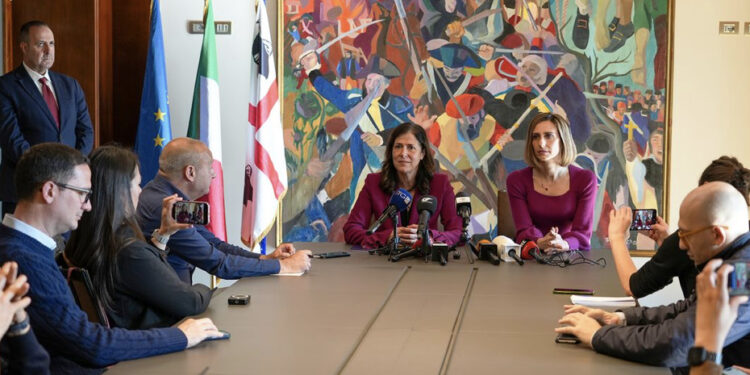 Trasporti, presentata la nuova continuità territoriale aerea sarda: “Vogliamo una Sardegna sempre più aperta e accessibile a tutti”