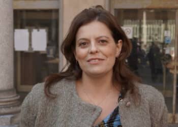 Ilaria Salis: “Controllo preventivo nella mia camera d’albergo, l’Italia è ormai un regime”