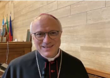 Cagliari, l’arcivescovo Baturi in visita dai malati dell’hospice di via Jenner