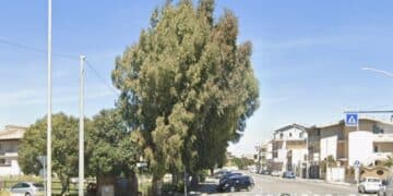 Sestu, ragazze importunate alla fermata del bus: “Un uomo passa in auto e mostra gli attributi”