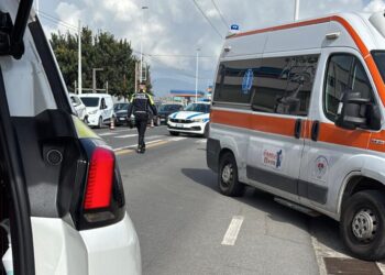 Cagliari, ansia e preghiere per la sedicenne investita in viale Marconi: operata d’urgenza, è in pericolo di vita al Brotzu