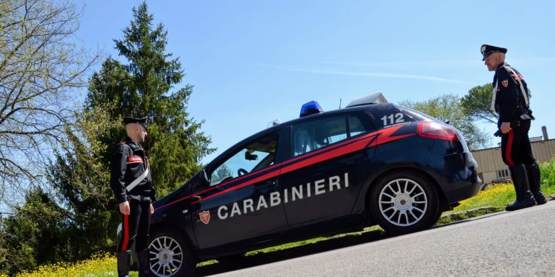Cagliari, torna libero e dopo poche ore ruba in via Manno: era armato di coltello e di una bottiglia rotta