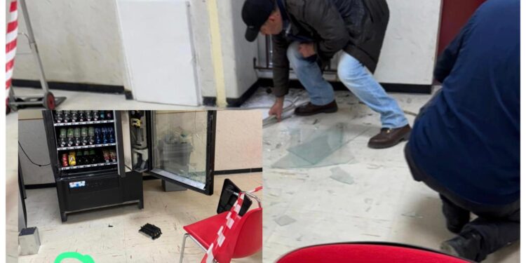 Cagliari, al De Sanctis-Deledda colpo riuscito al terzo tentativo: per terra macchie di sangue, ladro ripreso dalle telecamere