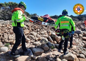 San Teodoro, infortunio durante un’escursione: turista salvata dal soccorso alpino
