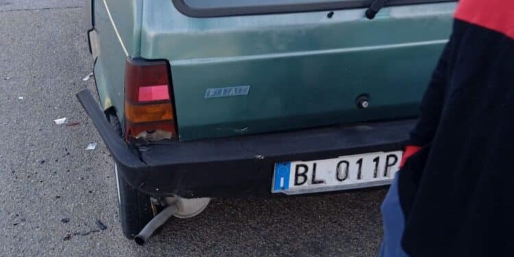 Quartu, danneggia gravemente un’auto in via Fermi ma poi scappa forse in ambulanza: l’appello per aiutare Roberta
