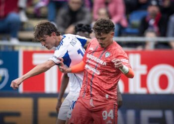 Cagliari-Como 1-2, non basta una grande prestazione rossoblù: Pisacane non riesce più a vincere