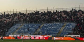 Cagliari-Napoli, clamoroso sciopero del tifo degli Sconvolts: tutti fuori dallo stadio, gli azzurri segnano subito