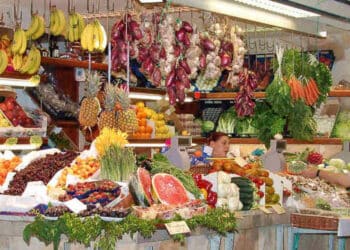 Aiuti al mercato di San Benedetto e ai fiorai, il Comune di Cagliari investe 300mila euro contro la crisi