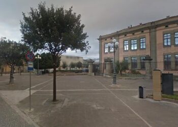 Dolianova, dieci anni nell’inferno delle estorsioni: “Ridotto a chiedere pochi euro per un caffè e persino a cercare cibo nei cestini”