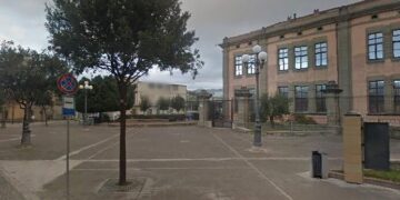 Dolianova, dieci anni nell’inferno delle estorsioni: “Ridotto a chiedere pochi euro per un caffè e persino a cercare cibo nei cestini”