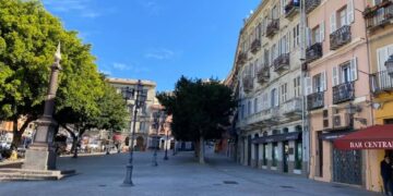 Cagliari, aggressione in pieno giorno in piazza Yenne: “Abbiamo bisogno di tutele”