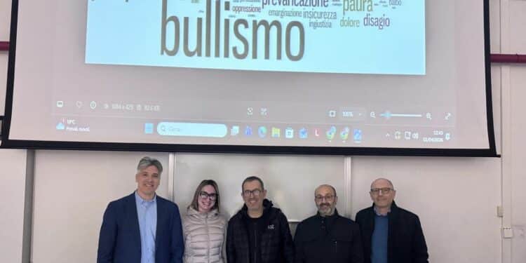 Cagliari, “uno studente su tre subisce angherie”