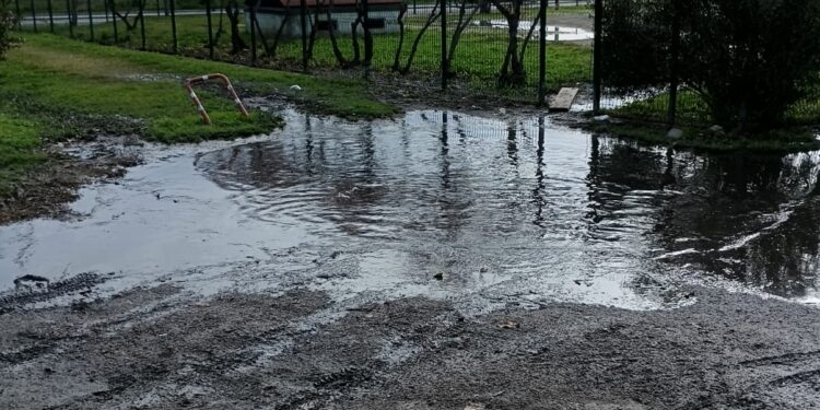 Quartu, disagi vicino alla scuola di ciclismo: “Sversamenti dal CUS, il Comune interviene e sollecita lo spurgo”
