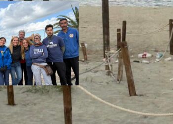 Cagliari, il Poetto preso d’assalto dagli incivili: a terra è un cumulo di cartacce e bottiglie