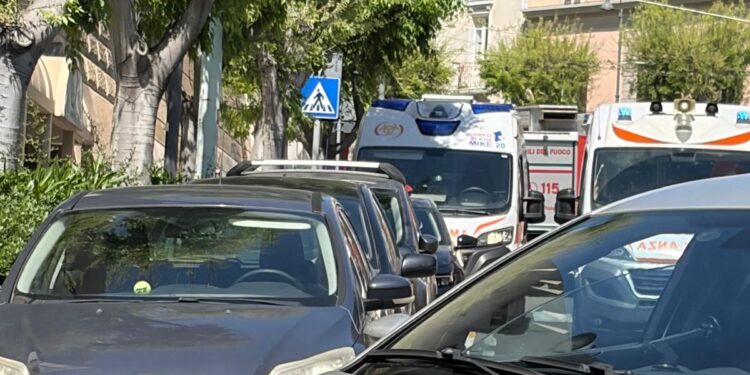 Cagliari, operaio cade dall’impalcatura dell’Hotel Regina Margherita