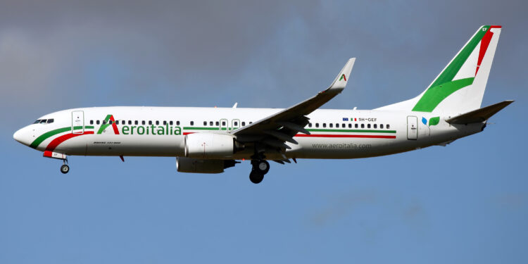 Tariffe carburanti alle stelle, la continuità territoriale in Sardegna è sempre più a rischio: Salvini diserta l’incontro con la Regione