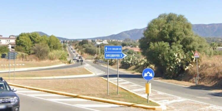 Dolianova, guida spericolata nell’incrocio alle porte del paese che collega alla Sp 387