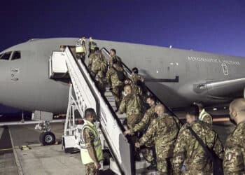 Libano, colpita da un razzo la base militare Unifil a Shama