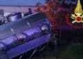 Tragico scontro fra auto e camion, tre morti