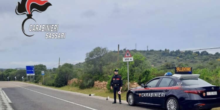 Olbia, follia lungo la Ss125: pietre posizionate sulla strada e atti vandalici, fermati sei minorenni