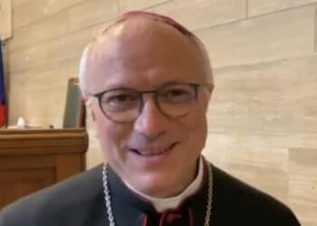 Trump contro Papa Leone XIV, l’arcivescovo Baturi: “Rispondiamo con il messaggio della pace”