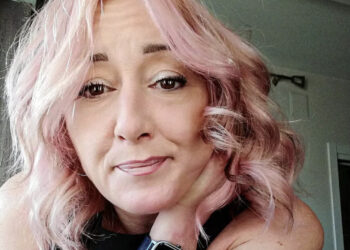 Spinge la moglie dal balcone e poi si toglie la vita: morta una coppia