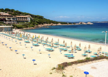 Demanio marittimo, dalla Regione Sardegna via libera agli indirizzi per la stagione balneare 2026