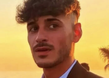 Ragazzo di 25 anni ucciso in un parcheggio: fermato un 16enne, denunciati 4 giovanissimi